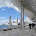 Views And Calm By City Center